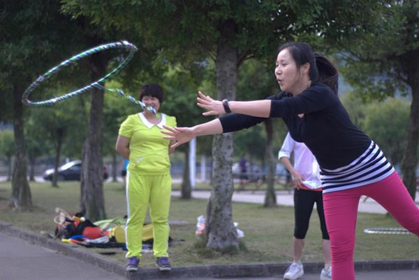 首届大自然趣味运动会完美举行